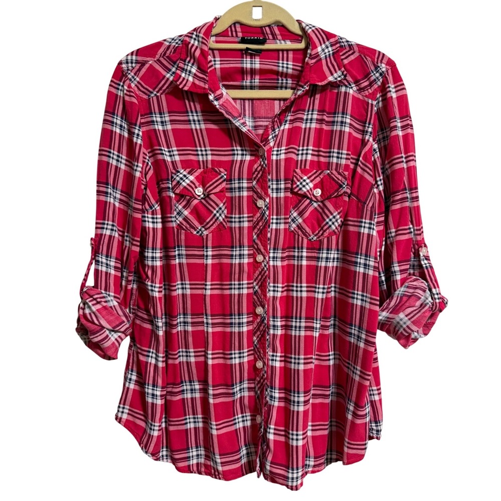 Torrid Womens Size 0 (lg) Red Black Plaid Rayon Roll Tab Button Down Shirt Top